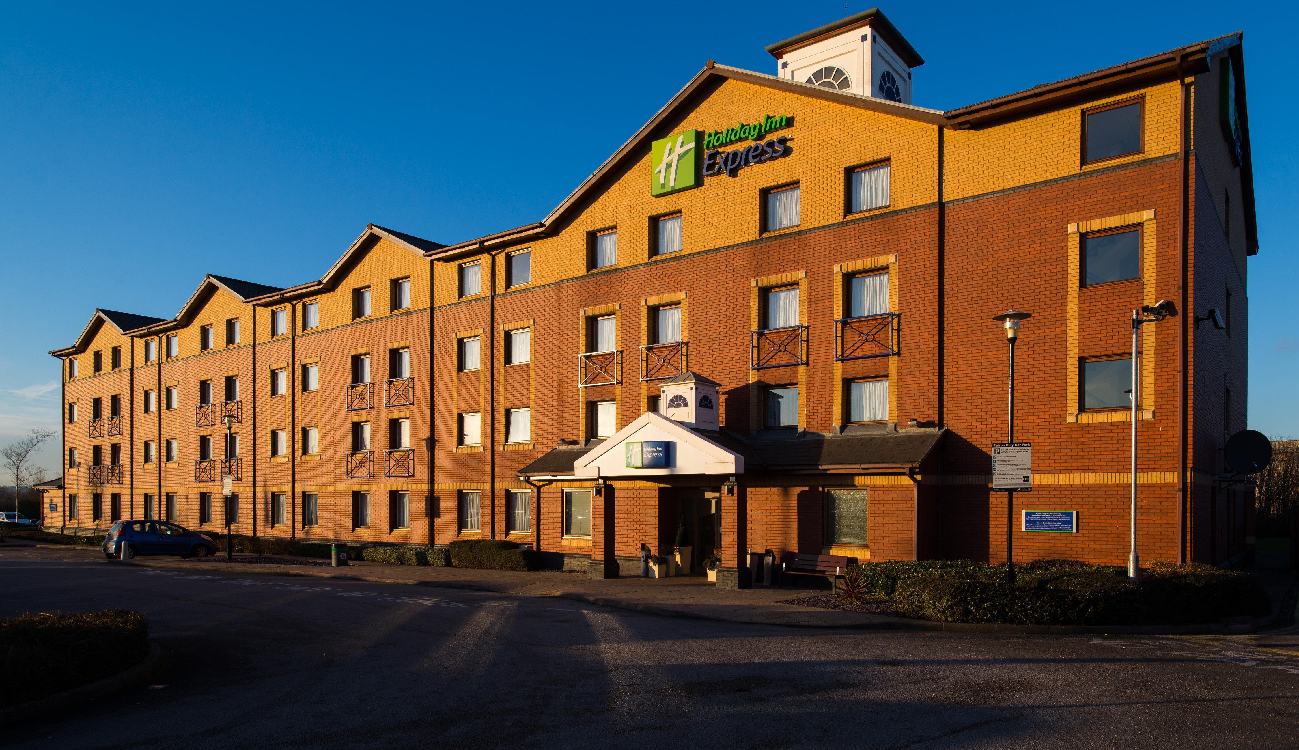 Holiday Inn Express Stoke-On-Trent By Ihg Eksteriør bilde