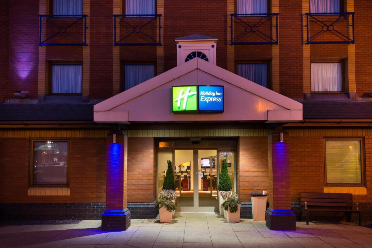 Holiday Inn Express Stoke-On-Trent By Ihg Eksteriør bilde