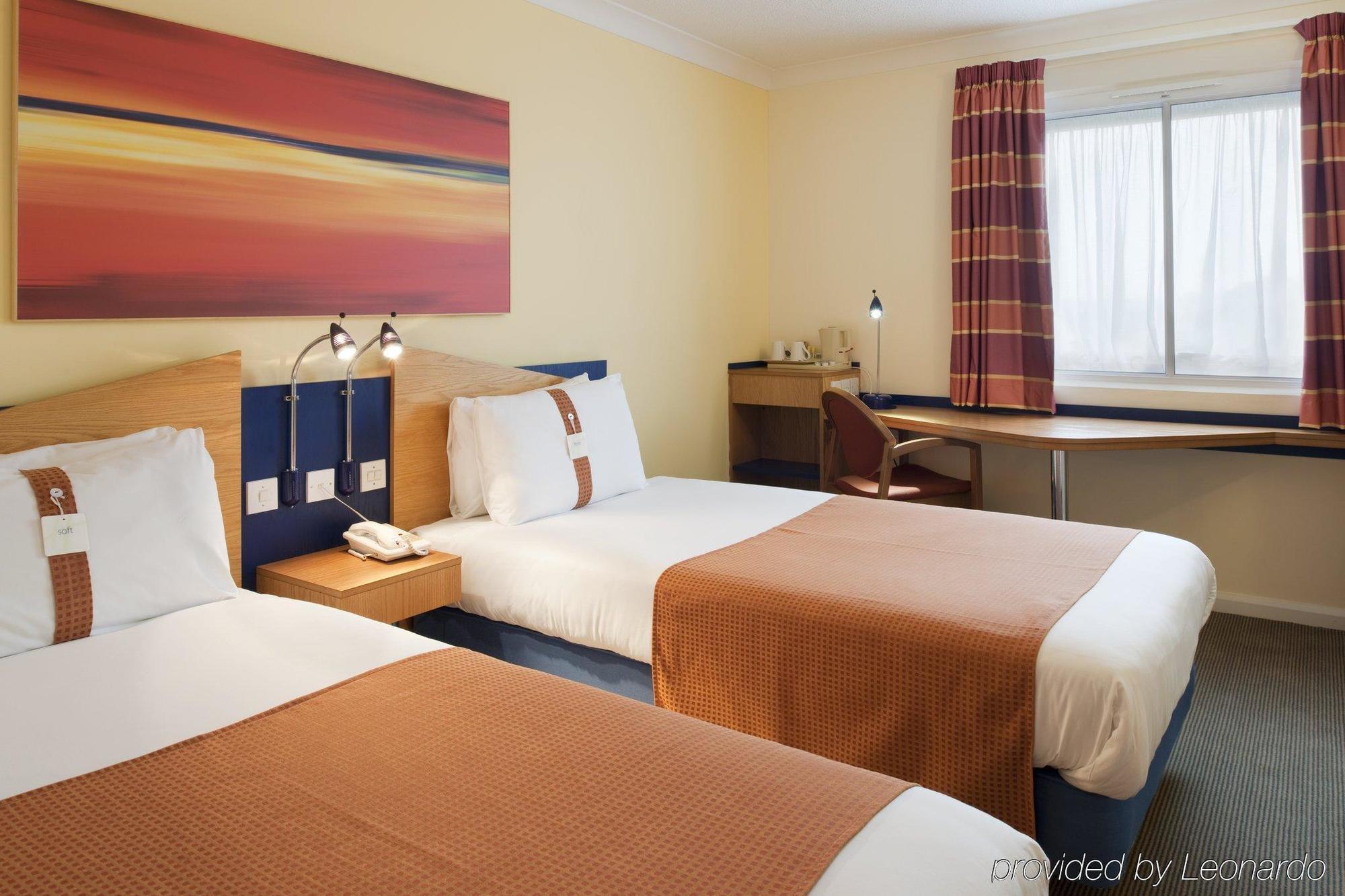 Holiday Inn Express Stoke-On-Trent By Ihg Rom bilde