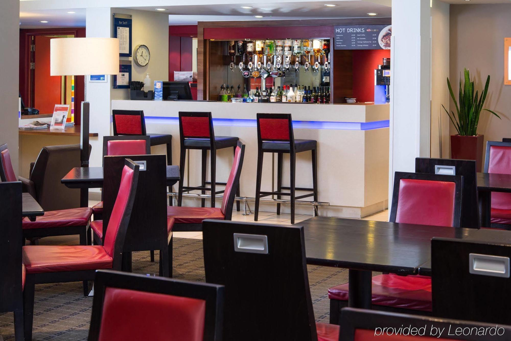 Holiday Inn Express Stoke-On-Trent By Ihg Eksteriør bilde