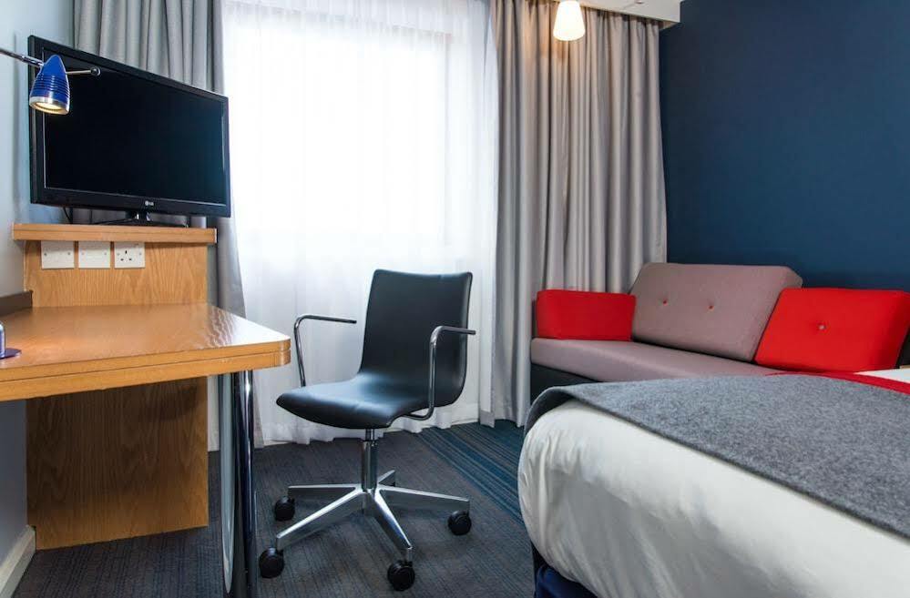 Holiday Inn Express Stoke-On-Trent By Ihg Eksteriør bilde